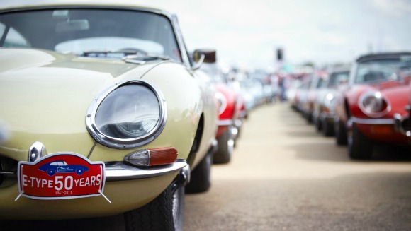 jaguar-parade-header-407709